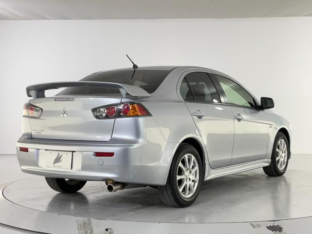 ギャランフォルティス エクシード ワンオーナー/ナビ/ETC/CD/DVD/TV/Bluetooth/USB/SD/オートライト/フォグ/キーレス/電動格納ドアミラー/16インチアルミ/マニュアルモード/エアロ/i-stop(8枚目)