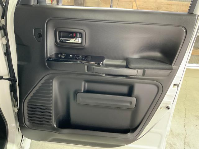 スペーシアカスタム ハイブリッドＸＳターボ　ナビ／セーフティサポート／衝突軽減／誤発進抑制／レーンキープ／クルコン／シートヒーター／ＥＴＣ／両側電動／ＣＤ／ＤＶＤ／フルセグＴＶ／Ｂｌｕｅｔｏｏｔｈ／ソナー／ＬＥＤ／プッシュＳ／オートハイビーム（61枚目）