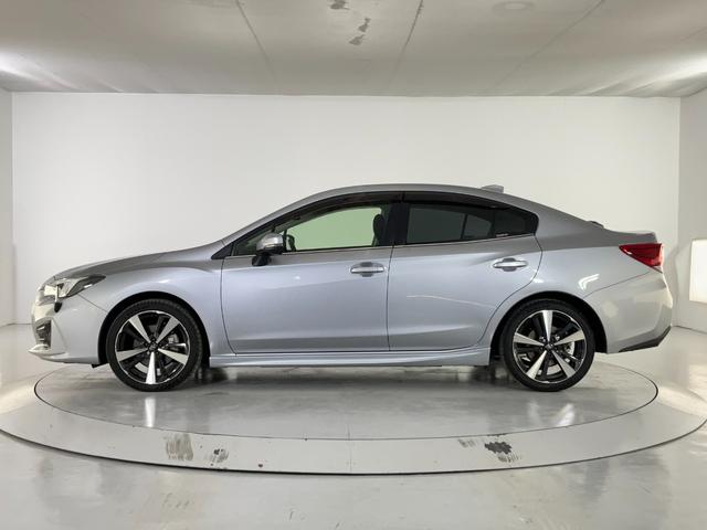 インプレッサＧ４ ２．０ｉ－Ｓアイサイト　純正８インチナビ／アドバンスドセイフティＰＫＧ／アイサイトＶｅｒ３／ＥＴＣ２．０／バックカメラ／電動シート／Ｂｌｕｅｔｏｏｔｈ／衝突軽減／誤発進抑制／レーンキープ／後側方検知／レーダークルーズ（16枚目）