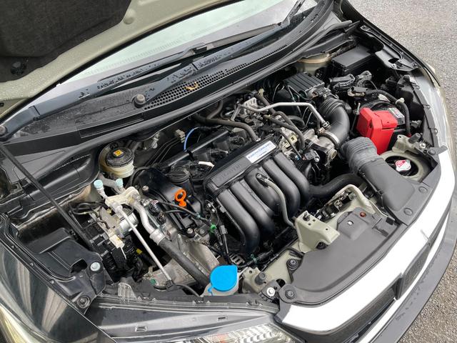 フィット １３Ｇ・Ｆ　５速ＭＴ／ホンダセンシング／衝突軽減／レーンキープ／レーダークルーズ／ＥＴＣ／Ｂｌｕｅｔｏｏｔｈ／バックカメラ／ｉ－ｓｔｏｐ／スマートキー／プッシュＳ／ステアスイッチ／ＬＥＤヘッドランプ／ＬＥＤフォグ（20枚目）