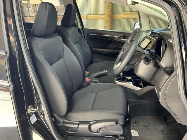 フィット １３Ｇ・Ｆ　５速ＭＴ／ホンダセンシング／衝突軽減／レーンキープ／レーダークルーズ／ＥＴＣ／Ｂｌｕｅｔｏｏｔｈ／バックカメラ／ｉ－ｓｔｏｐ／スマートキー／プッシュＳ／ステアスイッチ／ＬＥＤヘッドランプ／ＬＥＤフォグ（39枚目）