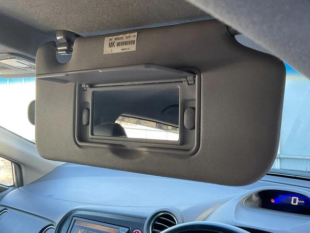 インサイト ＬＳ　黒革シート／シートヒーター／ＨＤＤインターナビ／バックカメラ／スマートキー／クルーズコントロール／純正１６ＡＷ／ＣＤ／ＤＶＤ／ＴＶ／ＨＩＤヘッドランプ／フォグ／パドルシフト／ヒーテッドアミラー／ＥＴＣ（46枚目）