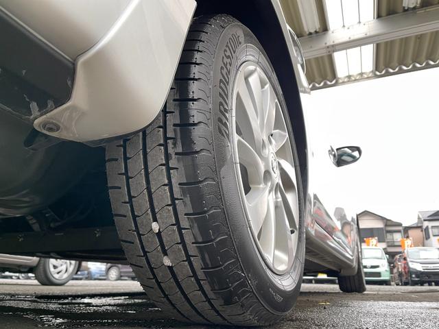 シルフィ Ｇ　スマートキー／プッシュスタート／ＨＩＤヘッドランプ／フォグランプ／純正１６インチアルミ／ＣＤオーディオ／デュアルオートエアコン／横滑り防止／サイド・カーテンエアバック／ウィンカードアミラー（12枚目）