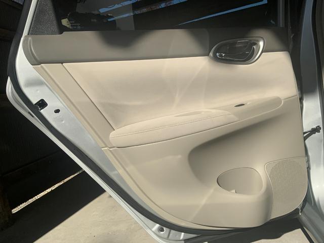 シルフィ Ｇ　スマートキー／プッシュスタート／ＨＩＤヘッドランプ／フォグランプ／純正１６インチアルミ／ＣＤオーディオ／デュアルオートエアコン／横滑り防止／サイド・カーテンエアバック／ウィンカードアミラー（55枚目）