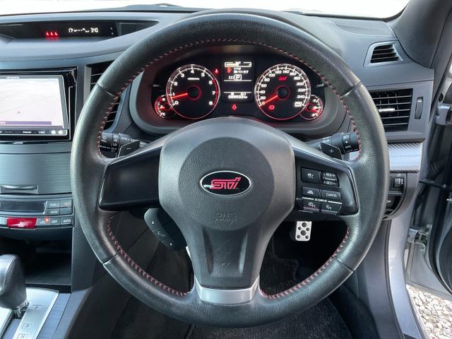 レガシィＢ４ ２．５ｉアイサイトｔＳ　半皮シート／メモリーナビ／フルセグ／追従クルコン／純正１８ＡＷ／ＨＩＤライト／ＦＲフォグ／ＳＴＩエアロ／パワーシート／革巻ステアリング／ビルシュタインダンパー／ＣＤ／ＤＶＤ／ＢＴ／ＳＤ／ＵＳＢ（18枚目）