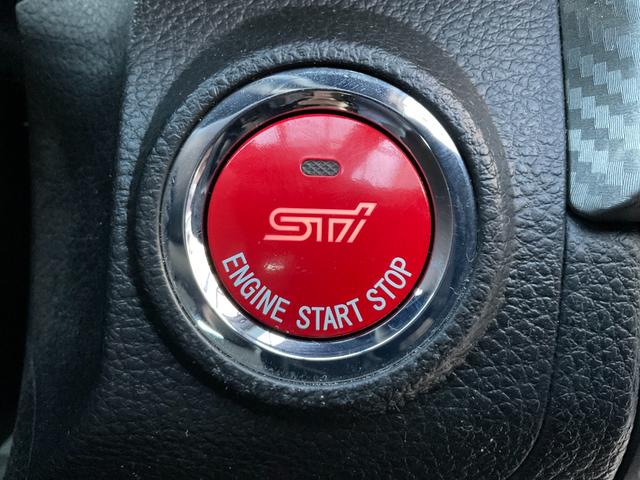 レガシィＢ４ ２．５ｉアイサイトｔＳ　半皮シート／メモリーナビ／フルセグ／追従クルコン／純正１８ＡＷ／ＨＩＤライト／ＦＲフォグ／ＳＴＩエアロ／パワーシート／革巻ステアリング／ビルシュタインダンパー／ＣＤ／ＤＶＤ／ＢＴ／ＳＤ／ＵＳＢ（26枚目）