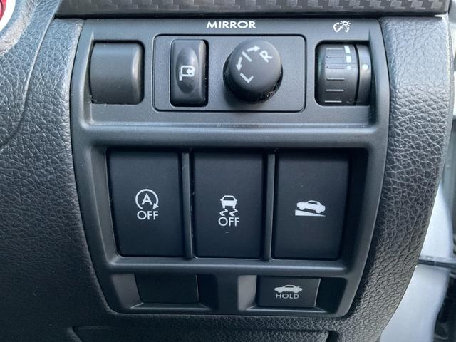 レガシィＢ４ ２．５ｉアイサイトｔＳ　半皮シート／メモリーナビ／フルセグ／追従クルコン／純正１８ＡＷ／ＨＩＤライト／ＦＲフォグ／ＳＴＩエアロ／パワーシート／革巻ステアリング／ビルシュタインダンパー／ＣＤ／ＤＶＤ／ＢＴ／ＳＤ／ＵＳＢ（27枚目）