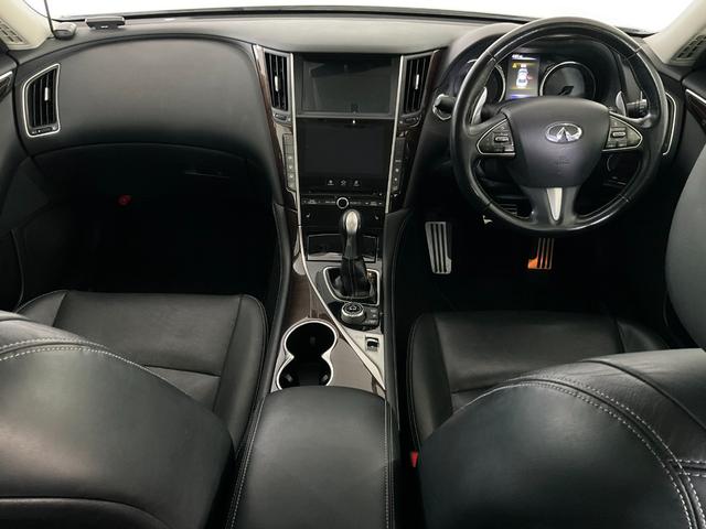 スカイライン ２００ＧＴ－ｔタイプＳＰ　純正コネクトナビ／全方位カメラ／サンルーフ／全方位運転支援／ビジョンＰＫＧ／ＢＯＳＥ／黒革シート／純正１９ＡＷ／パワーシート／シートヒーター／ＬＥＤライト／ＥＴＣ／フルセグ／ＢＴ／ＤＶＤ／ＵＳＢ（2枚目）