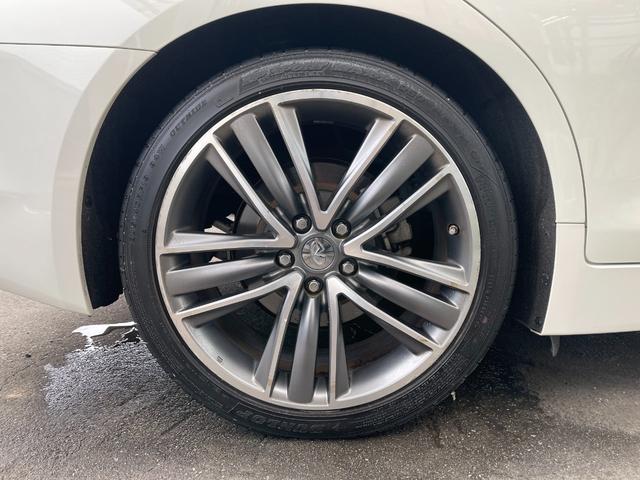 スカイライン ２００ＧＴ－ｔタイプＳＰ　純正コネクトナビ／全方位カメラ／サンルーフ／全方位運転支援／ビジョンＰＫＧ／ＢＯＳＥ／黒革シート／純正１９ＡＷ／パワーシート／シートヒーター／ＬＥＤライト／ＥＴＣ／フルセグ／ＢＴ／ＤＶＤ／ＵＳＢ（16枚目）