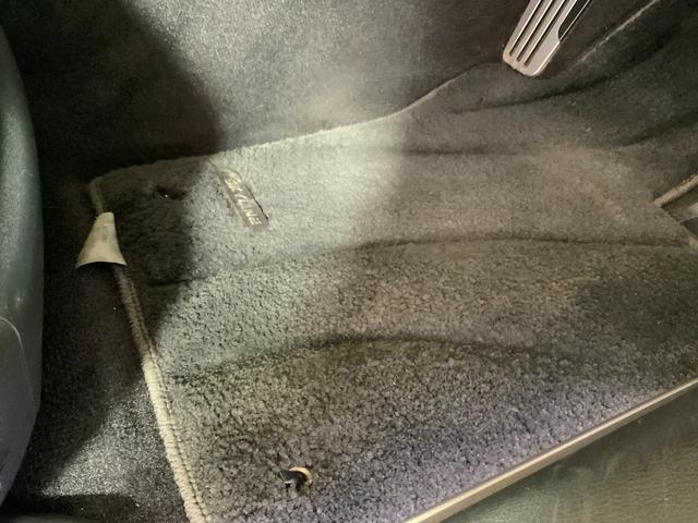 スカイライン ２００ＧＴ－ｔタイプＳＰ　純正コネクトナビ／全方位カメラ／サンルーフ／全方位運転支援／ビジョンＰＫＧ／ＢＯＳＥ／黒革シート／純正１９ＡＷ／パワーシート／シートヒーター／ＬＥＤライト／ＥＴＣ／フルセグ／ＢＴ／ＤＶＤ／ＵＳＢ（41枚目）