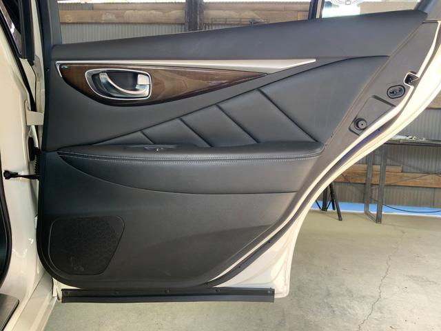 スカイライン ２００ＧＴ－ｔタイプＳＰ　純正コネクトナビ／全方位カメラ／サンルーフ／全方位運転支援／ビジョンＰＫＧ／ＢＯＳＥ／黒革シート／純正１９ＡＷ／パワーシート／シートヒーター／ＬＥＤライト／ＥＴＣ／フルセグ／ＢＴ／ＤＶＤ／ＵＳＢ（65枚目）