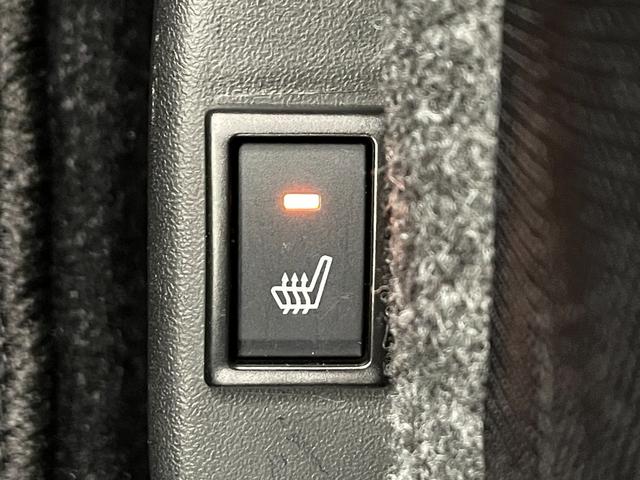 ソリオバンディット ハイブリッドＭＶ　純正８インチナビ／全周囲カメラ／セーフティＳ／衝突軽減／誤発進抑制／両側電動スライド／ＥＴＣ／ＣＤ／ＤＶＤ／Ｂｌｕｅｔｏｏｔｈ／ＵＳＢ／Ｒソナー／レーダークルーズ／シートヒーター／１オーナー（7枚目）