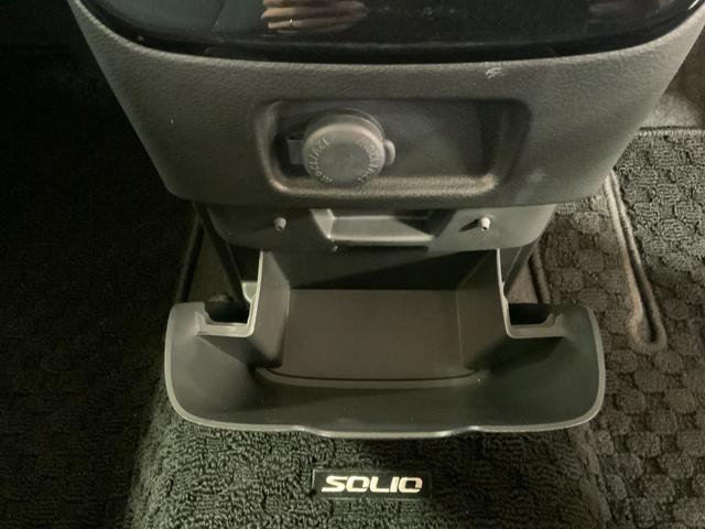 ソリオバンディット ハイブリッドＭＶ　純正８インチナビ／全周囲カメラ／セーフティＳ／衝突軽減／誤発進抑制／両側電動スライド／ＥＴＣ／ＣＤ／ＤＶＤ／Ｂｌｕｅｔｏｏｔｈ／ＵＳＢ／Ｒソナー／レーダークルーズ／シートヒーター／１オーナー（56枚目）