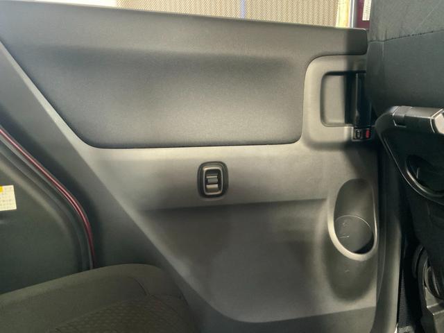 ソリオバンディット ハイブリッドＭＶ　純正８インチナビ／全周囲カメラ／セーフティＳ／衝突軽減／誤発進抑制／両側電動スライド／ＥＴＣ／ＣＤ／ＤＶＤ／Ｂｌｕｅｔｏｏｔｈ／ＵＳＢ／Ｒソナー／レーダークルーズ／シートヒーター／１オーナー（69枚目）