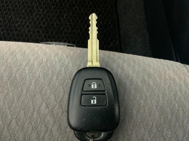 カローラアクシオ 1.5G 5速マニュアル/純正ナビ/TV/Bluetooth/CD/SD/キーレス/ステアリングスイッチ/フォグランプ/サイド・カーテンエアバック/電動格納ドアミラー/横滑り防止(67枚目)