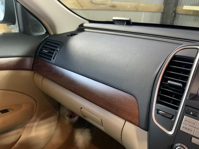 ブルーバードシルフィ ２０Ｇ　純正ＨＤＤナビ／サイドバックカメラ／パワーシート／ＨＩＤライト／フォグライト／ＥＴＣ／スマートキー／純正１６ＡＷ／木革コンビステア／ＴＶ／ＣＤ／ＢＴ／Ｍサーバー／ステアスイッチ／プラズマクラスター（63枚目）