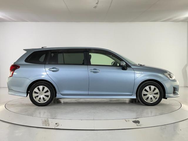 カローラフィールダー ハイブリッドG 純正ナビ/バックカメラ/フロントカメラ/フルセグTV/Bluetooth/CD/DVD/ドライブレコーダー/アイストップ/キーレス/横滑り防止/サイド・カーテンエアバック/ナノイー付オートエアコン(8枚目)