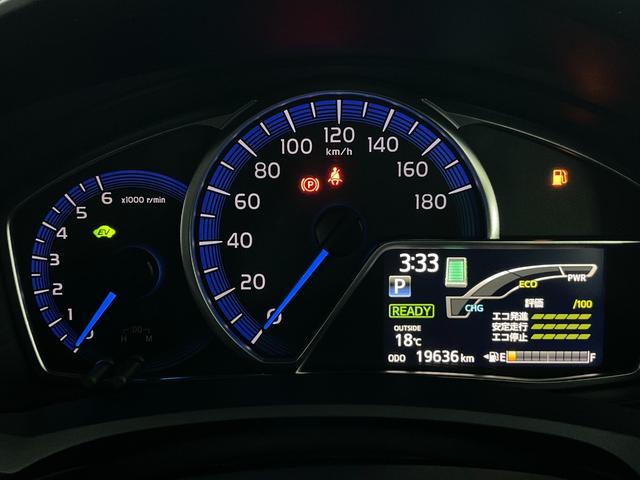 カローラフィールダー ハイブリッドG 純正ナビ/バックカメラ/フロントカメラ/フルセグTV/Bluetooth/CD/DVD/ドライブレコーダー/アイストップ/キーレス/横滑り防止/サイド・カーテンエアバック/ナノイー付オートエアコン(17枚目)