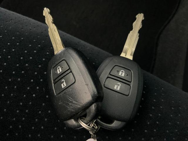 カローラフィールダー ハイブリッドG 純正ナビ/バックカメラ/フロントカメラ/フルセグTV/Bluetooth/CD/DVD/ドライブレコーダー/アイストップ/キーレス/横滑り防止/サイド・カーテンエアバック/ナノイー付オートエアコン(76枚目)