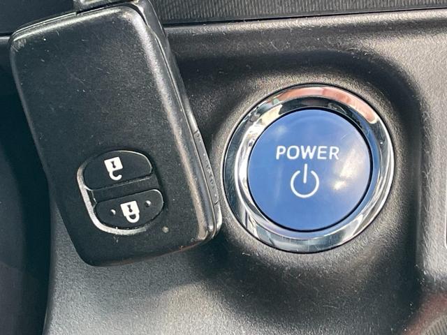 アクア G 純正ナビ/バックカメラ/ETC/スマートキー/LEDヘッドランプ/シートヒーター/BT/フルセグTV/スマートエントリーPKG/LEDヘッドランプPKG/アドバンストディスプレイPKG/純正15AW(7枚目)