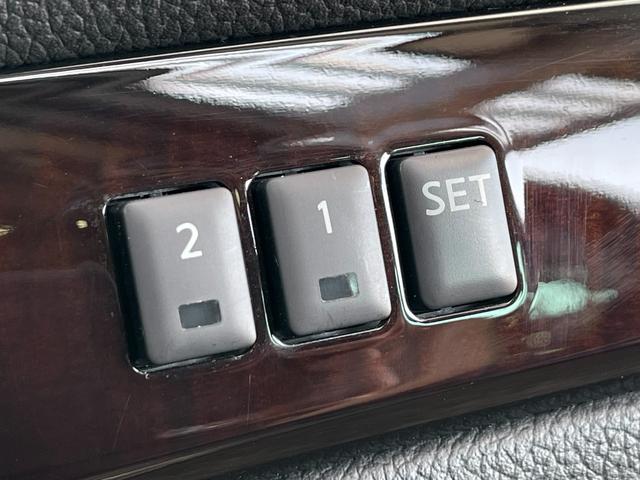 スカイライン ３７０ＧＴ　タイプＳＰ　ワンオーナー／サンルーフ／ＢＯＳＥ／フォーブ革シート／シートヒーター／ＨＩＤ／パワーシート／ポジションメモリー／プラズマクラスター／サイド・バックカメラ／ＨＤＤナビ／フルセグ／ＤＶＤ／ＥＴＣ（9枚目）