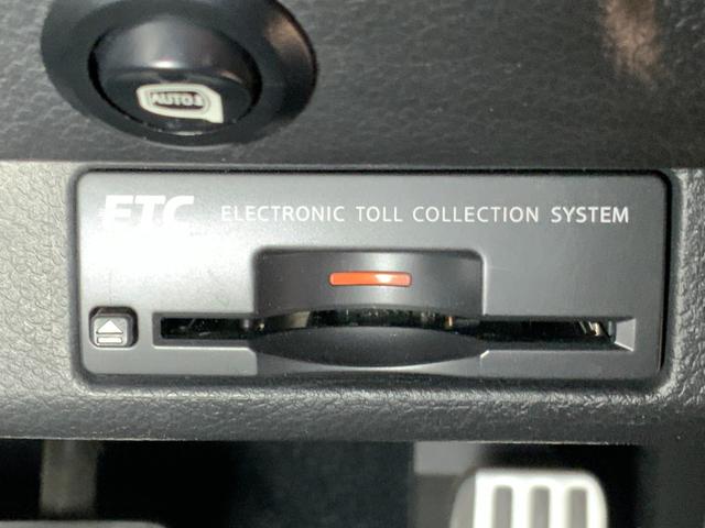 スカイライン ３７０ＧＴ　タイプＳＰ　ワンオーナー／サンルーフ／ＢＯＳＥ／フォーブ革シート／シートヒーター／ＨＩＤ／パワーシート／ポジションメモリー／プラズマクラスター／サイド・バックカメラ／ＨＤＤナビ／フルセグ／ＤＶＤ／ＥＴＣ（10枚目）