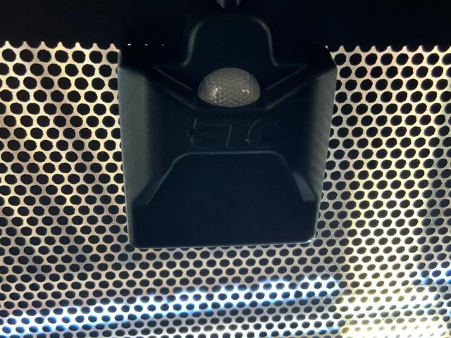 カローラフィールダー １．５Ｇ　５速マニュアル／純正ナビ／バックカメラ／ＥＴＣ／ＨＩＤヘッドランプ／純正１５インチアルミ／Ｂｌｕｅｔｏｏｔｈ／ＴＶ／ＣＤ／ＳＤ／フォグ／ステアリングスイッチ／シートカバー付／ナノイー付オートエアコン（46枚目）