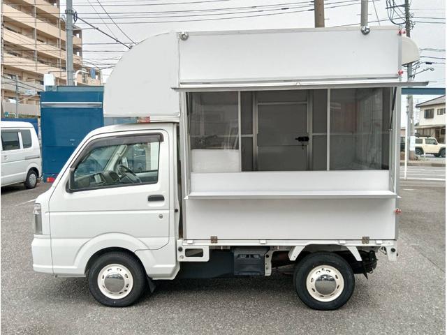 キャリイトラック 　キッチンカー　移動販売車８ナンバー　加工車登録済みキーレス　ＰＷ　ナビ　ＴＶ　ＥＴＣ　バックカメラシンクセット　３層　フットスイッチ　１００Ｌタンク　換気扇　照明　コンセント　外部電源（7枚目）