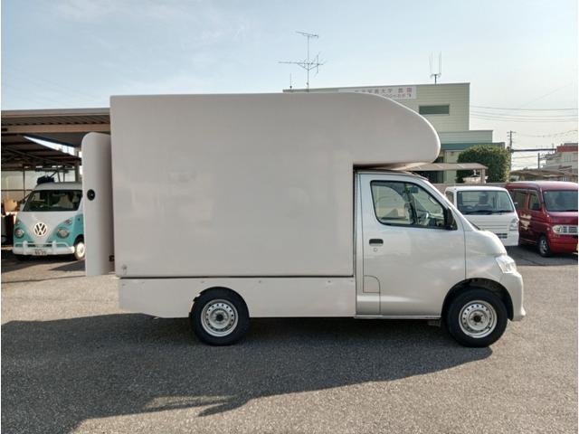 ボンゴトラック 　キッチンカー８ナンバー　加工車新規登録　　冷蔵庫　シンクセット　換気扇　　照明　コンセント　外部電源　　ナビ　ＴＶ　バックカメラ　ドラレコ（25枚目）