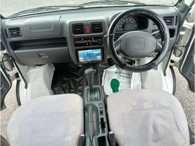 キャリイトラック 　ＡＺ－ＭＡＸ製　Ｋ－ａｉ　軽８ナンバーキャンピング車登録　４ＷＤ　ポップアップルーフ　ベット　シンク　給排水タンク　ルームランプ　テーブル　サブバッテリー　走行充電　外部電源　ポータブルナビ　ＥＴＣ（18枚目）