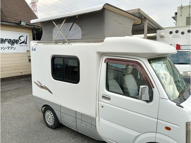 キャリイトラック 　ＡＺ－ＭＡＸ製　Ｋ－ａｉ　軽８ナンバーキャンピング車登録　４ＷＤ　ポップアップルーフ　ベット　シンク　給排水タンク　ルームランプ　テーブル　サブバッテリー　走行充電　外部電源　ポータブルナビ　ＥＴＣ（30枚目）