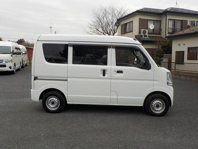 日産 ＮＶ１００クリッパーバン