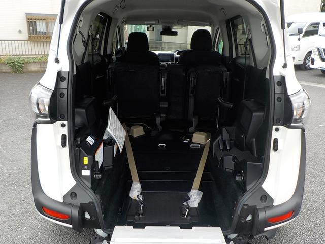 シエンタ G タイプIII 車椅子移動車 助手席回転シート ナビ バックカメラ ETC キーレス 両側電動スライド(15枚目)