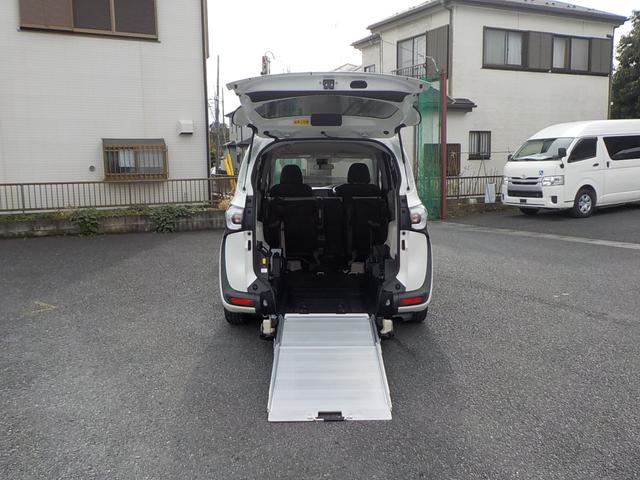 シエンタ X タイプ1 車椅子移動車 ナビ バックカメラ キーレス(12枚目)