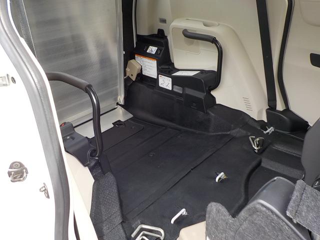 シエンタ X タイプ1 車椅子移動車 ナビ バックカメラ キーレス(14枚目)