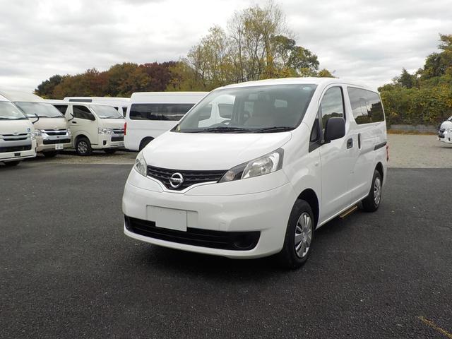 ＮＶ２００バネットバン 　車椅子１脚仕様　リアクーラー　キーフリー　ナビ　バックカメラ（8枚目）