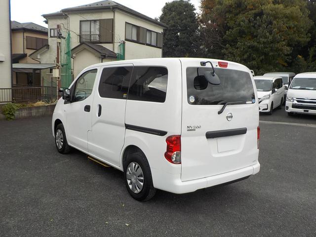 ＮＶ２００バネットバン 　車椅子１脚仕様　リアクーラー　キーフリー　ナビ　バックカメラ（24枚目）