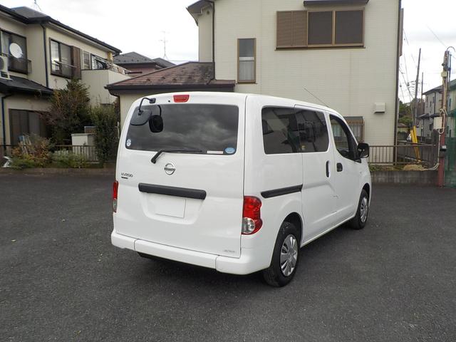 ＮＶ２００バネットバン 　車椅子１脚仕様　リアクーラー　キーフリー　ナビ　バックカメラ（26枚目）