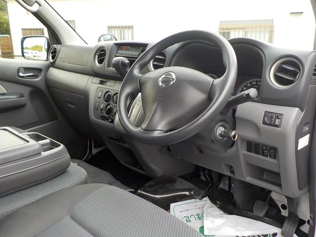 ＮＶ３５０キャラバンバン 　チェアキャブＤタイプ　車椅子４脚仕様　ドラレコ　バックカメラ　キーレス（14枚目）