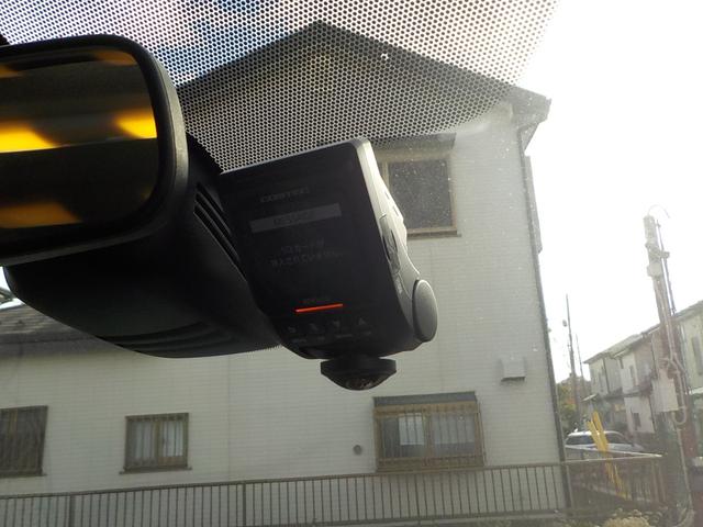 セレナ 　オートステップＳ　スタッフオウエンパック　衝突軽減ブレーキ　アラウンドヴュー　キーフリー　手摺り（8枚目）