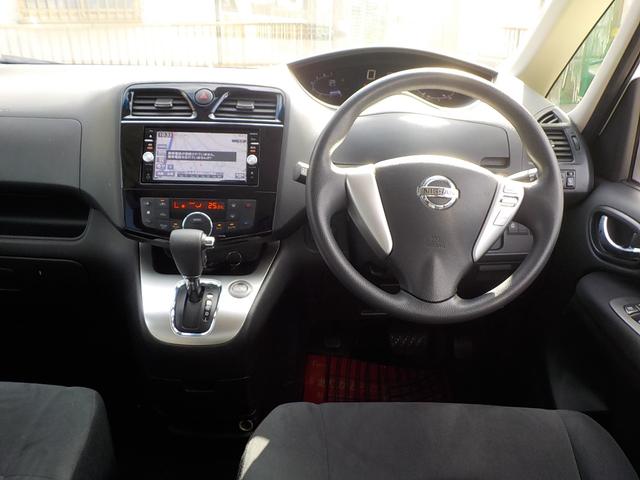 セレナ ２０Ｓ　リアスロープ　ナビＴＶ　左側電動スライド　衝突軽減ブレーキ　キーフリー（12枚目）