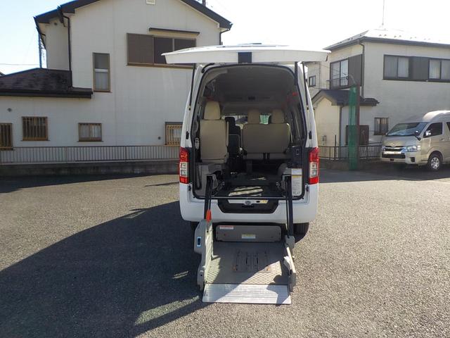 ＮＶ３５０キャラバンバン 　チェアキャブＤタイプ　車椅子４脚仕様　ドラレコ　バックカメラ　キーレス（9枚目）