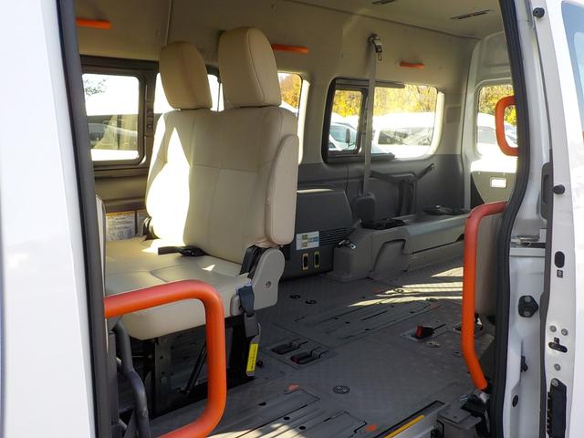 ＮＶ３５０キャラバンバン 　チェアキャブＤタイプ　車椅子４脚仕様　ドラレコ　バックカメラ　キーレス（13枚目）