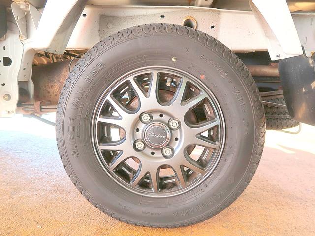 GX 修復歴なし 5速MT車 4WD フル装備 キーレスエントリー デフロック付き 純正CD フォグランプ 保証書(13枚目)