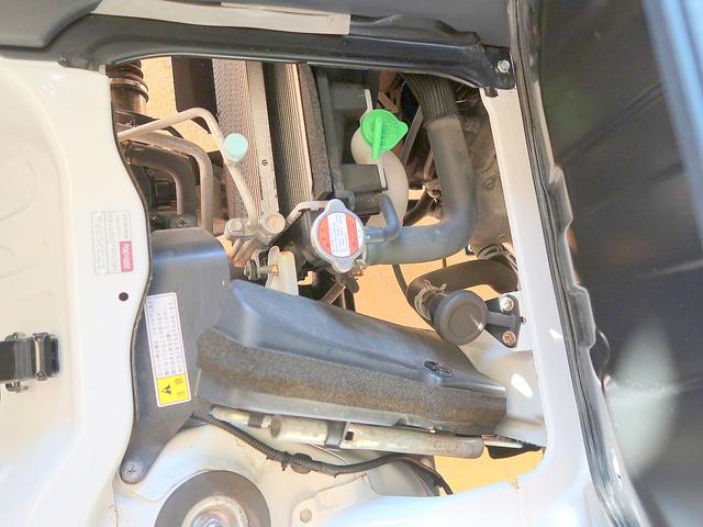 GX 修復歴なし 5速MT車 4WD フル装備 キーレスエントリー デフロック付き 純正CD フォグランプ 保証書(22枚目)