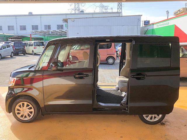 G・Lホンダセンシング 修復歴なし 禁煙車 自動衝突被害軽減ブレーキ 自動ドア 純正SDナビ 後カメラ レーンキープ スマートキー プッシュスタート クルコン ETC フルセグ Bluetooth LEDライト ステアSW(7枚目)