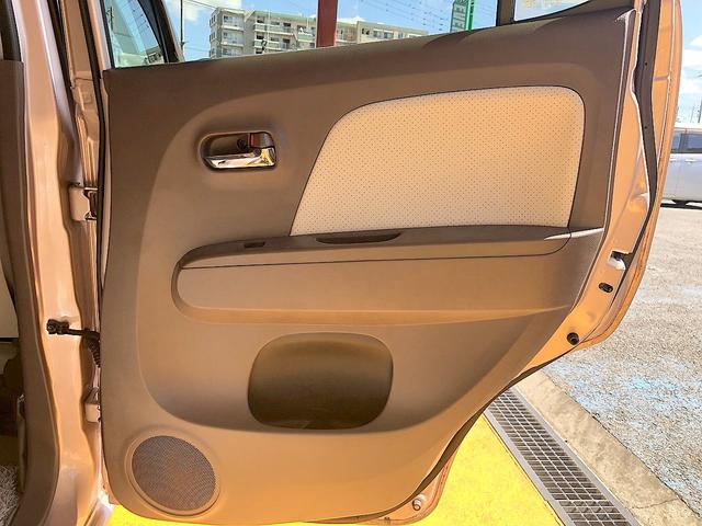 XS 修復歴なし 走行1.1万キロ 禁煙車 スマートキー レザーシート 純正ディスプレイオーディオ プッシュスタート HID 誤発信防止装置 ステアスイッチ ミラーウインカー 純正14インチAW CD(37枚目)