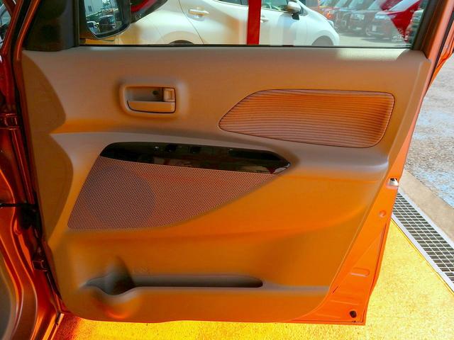 デイズルークス Ｘ　修復歴なし　純正ＳＤナビ　ＣＤ／ＤＶＤ／Ｂｌｕｅｔｏｏｔｈ再生　アラウンドビューモニタ　インテリキー　自動ドア　ｉ－ｓｔｏｐ　ＥＴＣ　社外ドラレコ　オートエアコン　リヤシーリングファン（44枚目）
