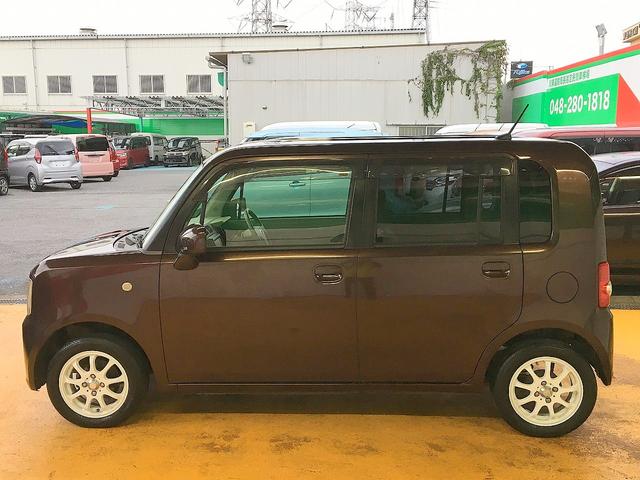 ピクシススペース Ｘ　修復歴無し　禁煙車　ワンオーナ車　純正ＳＤナビ　ＣＤ再生　地デジＴＶ　Ｂｌｕｅｔｏｏｔｈ再生　バックモニター　ＥＴＣ　スマートキー　ｉ－ｓｔｏｐ　電格ミラー　社外１４インチアルミホイール（9枚目）