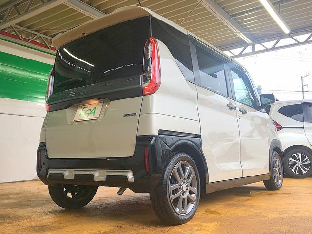 デリカミニ Ｇ　プレミアム　修復歴無し　禁煙車　純正ＣＤ　ＡＵＸ接続　アラウンドビューモニター　スマートキー　両側自動ドア　衝突軽減ブレーキ　Ｍｉパイロット　電動パーキングブレーキ　ＬＥＤヘッドライト（7枚目）